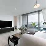 Luxury With Views In Haute شقة *