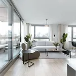 Luxury With Views In Haute شقة