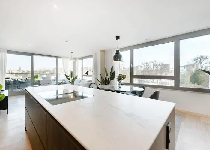 Luxury With Views In Haute Daire *