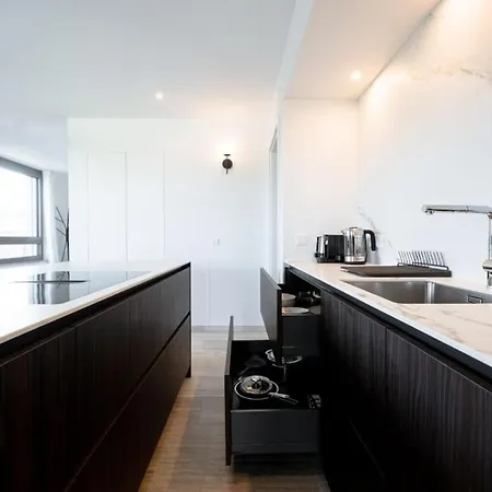 Luxury With Views In Haute アパート ルクセンブルク