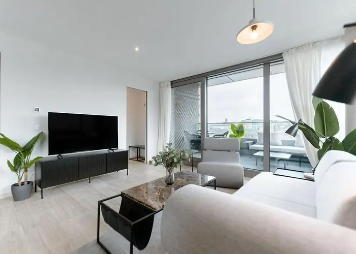 Luxury With Views In Haute 公寓 *